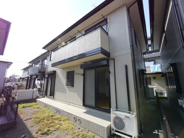 蓮見貸家10号棟の物件外観写真